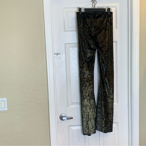 Show me your Mumu Velvet Bam Bam Bells Size Extra Small - Picture 6 of 11